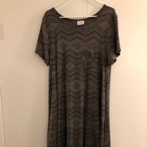 Large Lularoe Carly